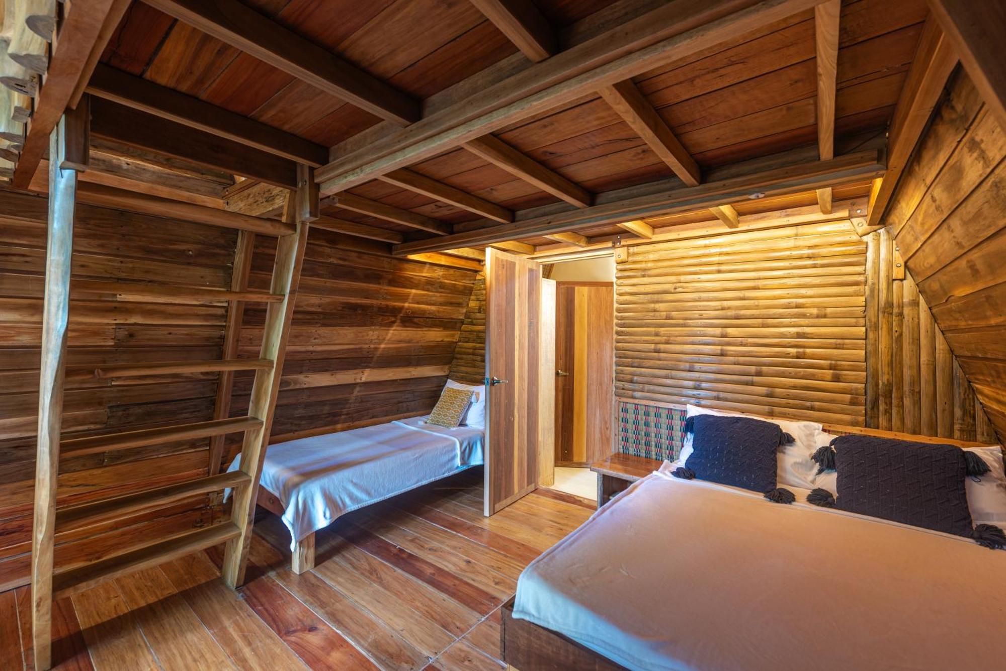 Camanolo Homestay 卢纳将军城 外观 照片